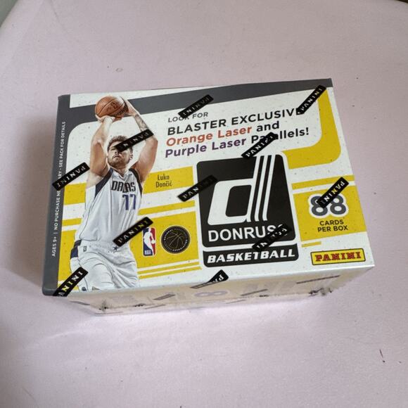 Panini Donruss Basketball Trading Cards - Blaster Box, 88 Cards (2021-22) New‎ - Picture 2 of 4